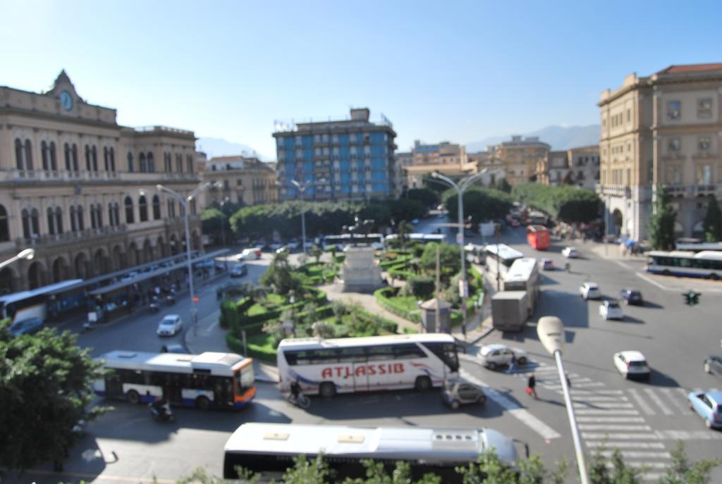 Bed And Breakfast Palermo Centro Luaran gambar