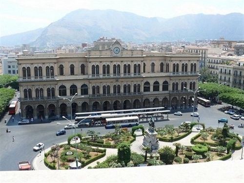 Bed And Breakfast Palermo Centro Luaran gambar